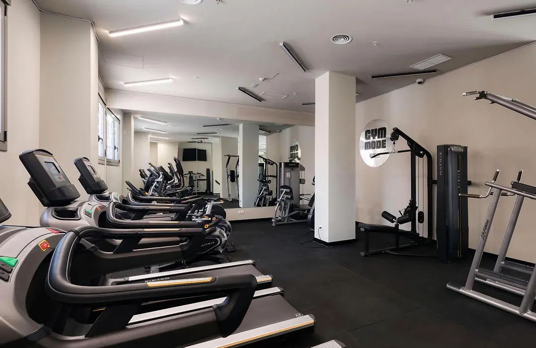 Livensa Living Studios Valencia Marina Real-1